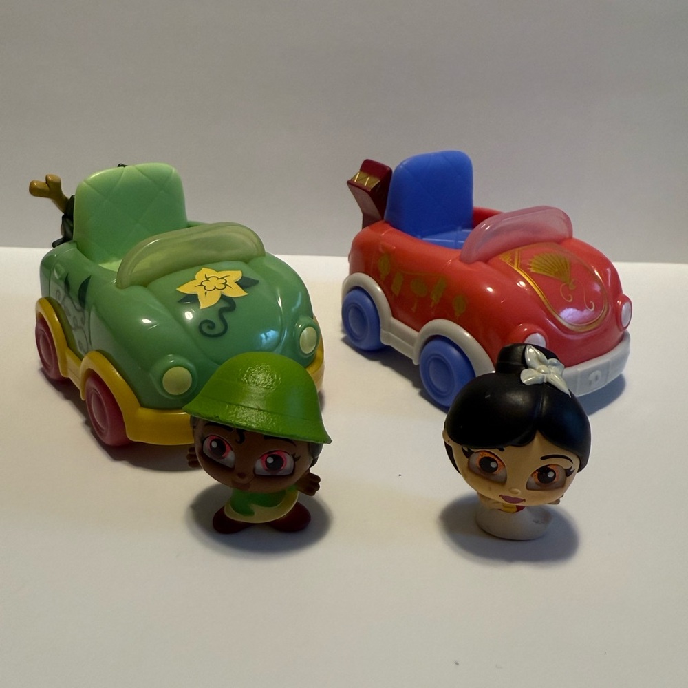 Disney Doorables Let’s Go Series 2 Vehicle Tiana and Mulan
